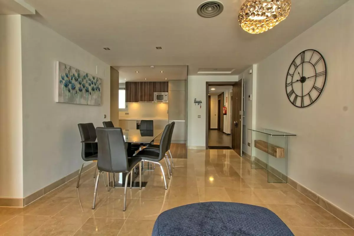 3-bedroom Apartment In Marbella, Spain (99 M²)