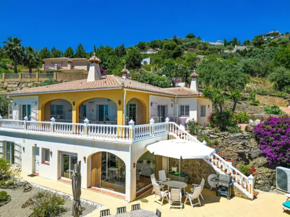 4-bedroom Villa In Vélez – Málaga, Spain (298 M²)