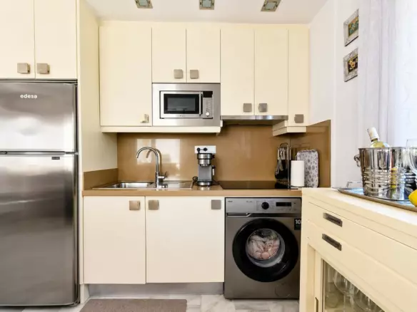 2-bedroom Apartment In Manilva, Spain (73 M²)