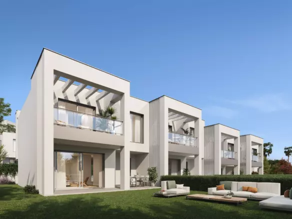3-bedroom Town House In Marbella, Spain (120 M²)
