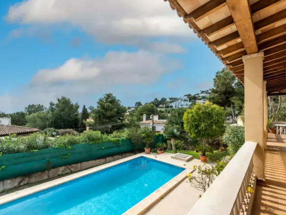 4-bedroom Villa In Calvià, Spain (400 M²)