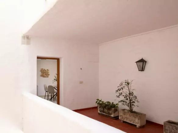 2-bedroom Apartment In Marbella, Spain (104 M²)