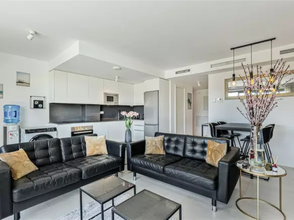 3-bedroom Apartment In Estepona, Spain (125 M²)