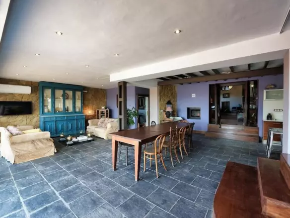 4-bedroom Country House In Orihuela, Spain (350 M²)