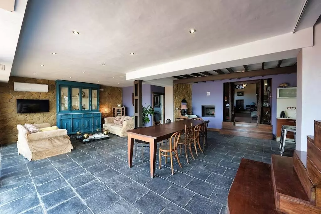 4-bedroom Country House In Orihuela, Spain (350 M²)