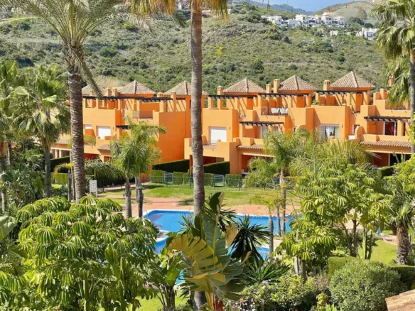 3-bedroom Town House In Estepona, Spain (150 M²)