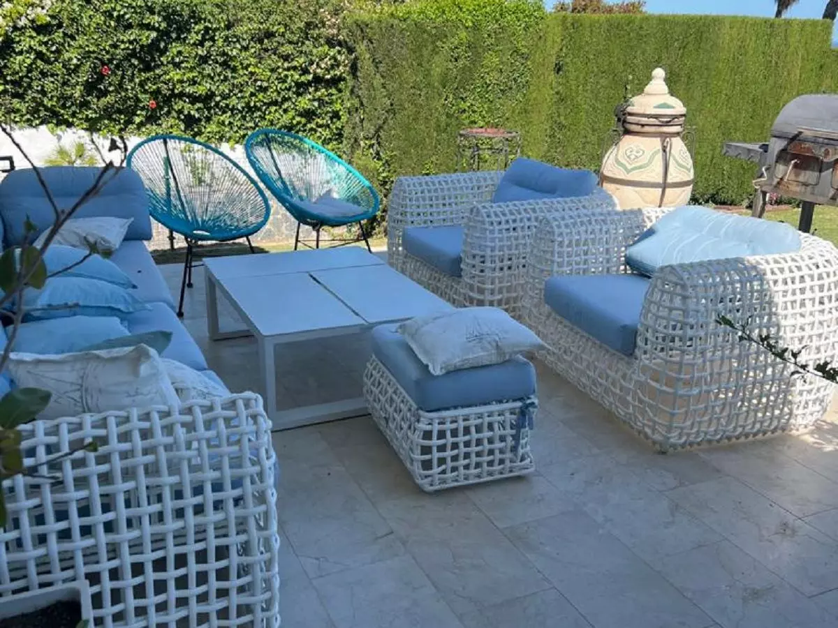 10-bedroom Villa In Estepona, Spain (878 M²)