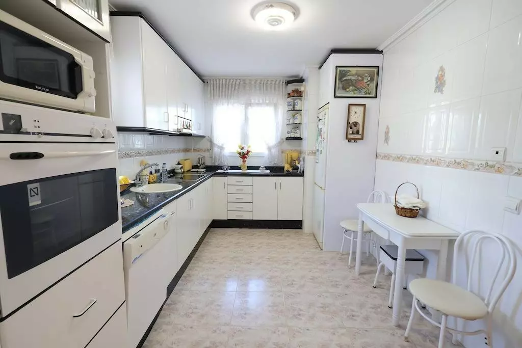 5-bedroom Villa In Orihuela, Spain (308 M²)