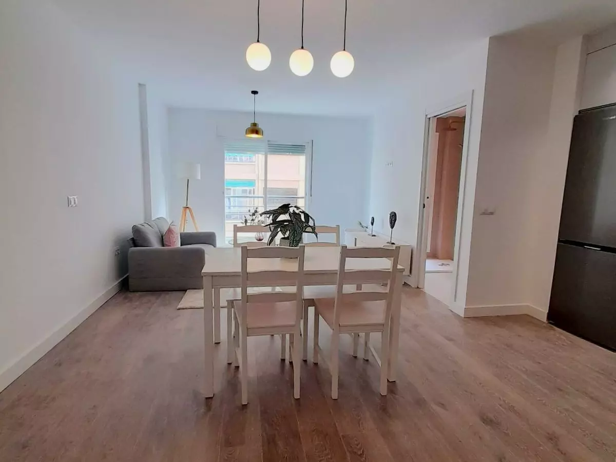 1-bedroom Apartment In Málaga, Spain (63 M²)