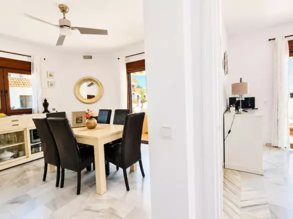 2-bedroom Apartment In Manilva, Spain (73 M²)