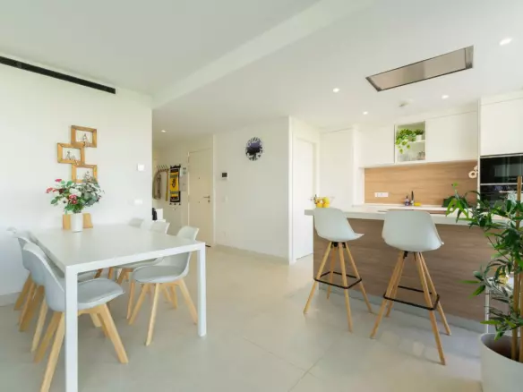 2-bedroom Apartment In Fuengirola, Spain (97 M²)