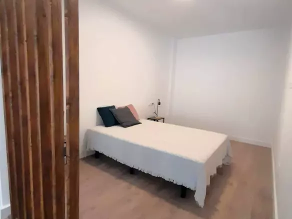 1-bedroom Apartment In Málaga, Spain (63 M²)
