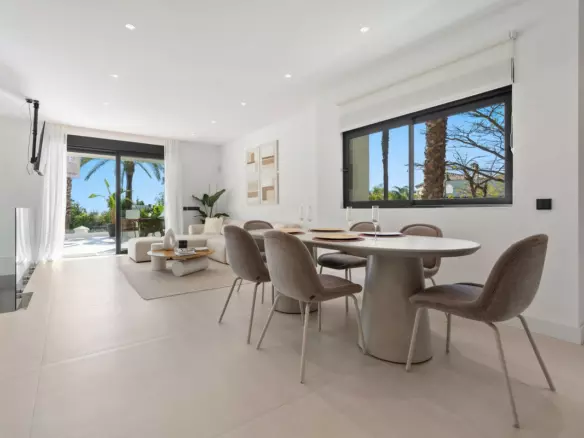 3-bedroom Apartment In Estepona, Spain (269 M²)