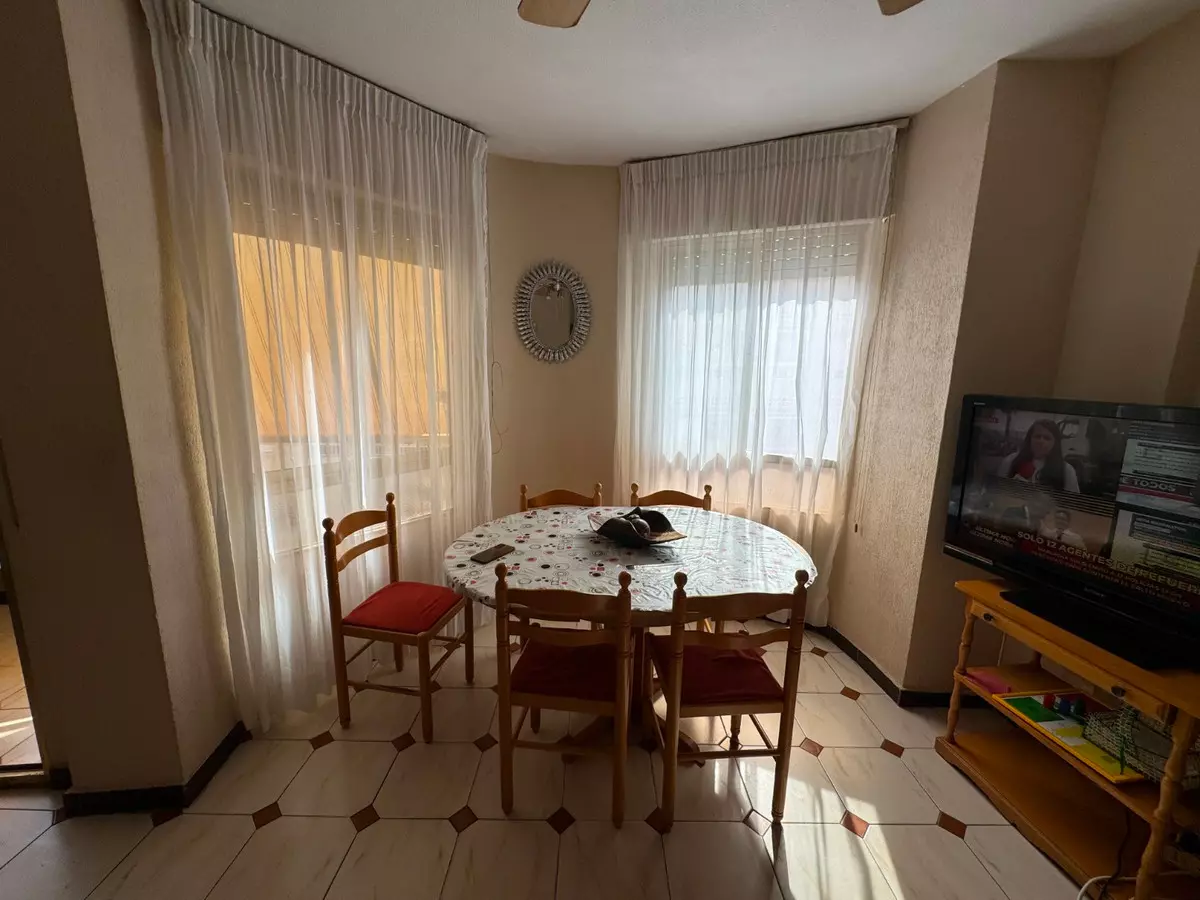 3-bedroom Apartment In Guardamar Del Segura, Spain (103 M²)