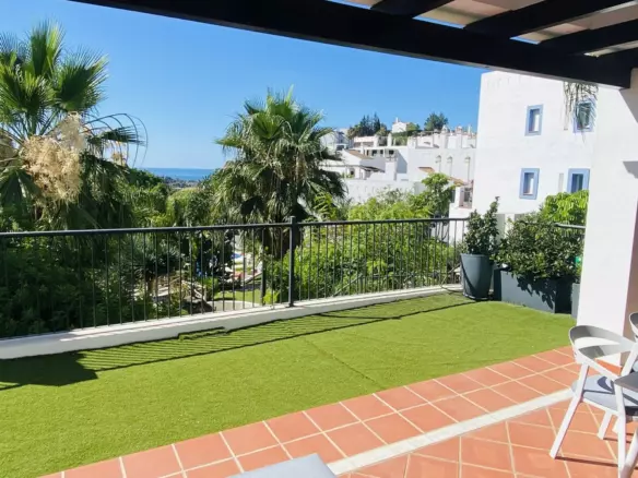2-bedroom Apartment In Estepona, Spain (111 M²)