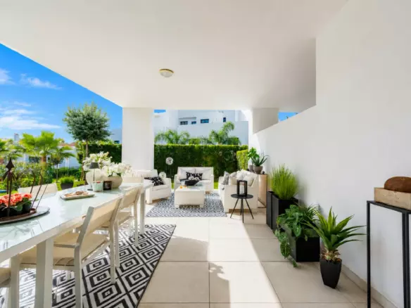 2-bedroom Apartment In Estepona, Spain (112 M²)