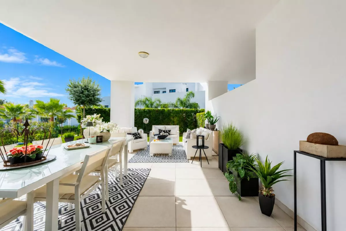 2-bedroom Apartment In Estepona, Spain (112 M²)