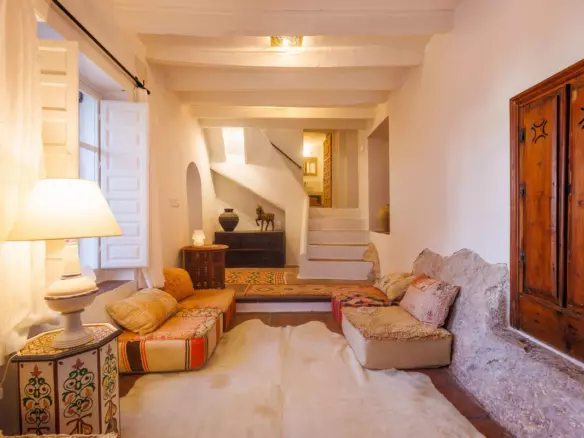 3-bedroom Town House In Comares, Spain (142 M²)