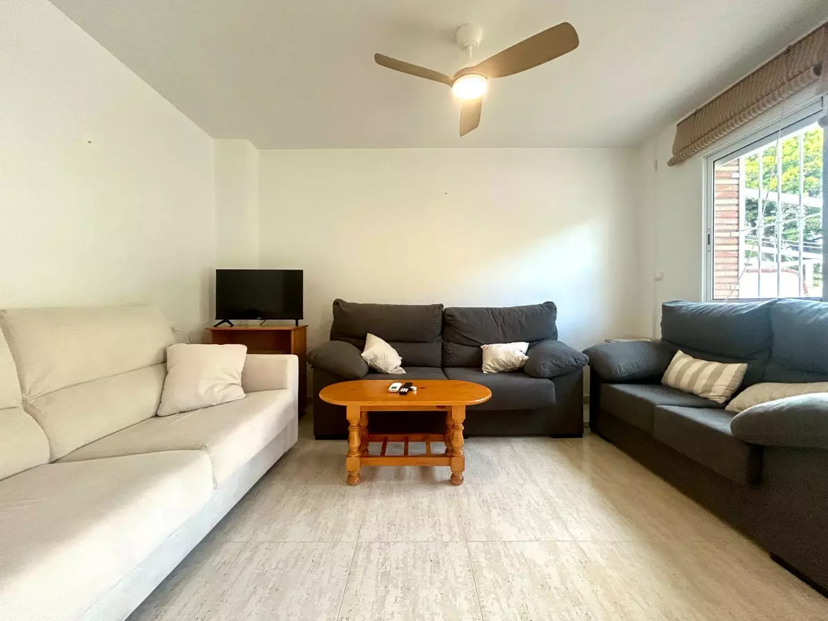 3-bedroom Town House In Orihuela, Spain (105 M²)