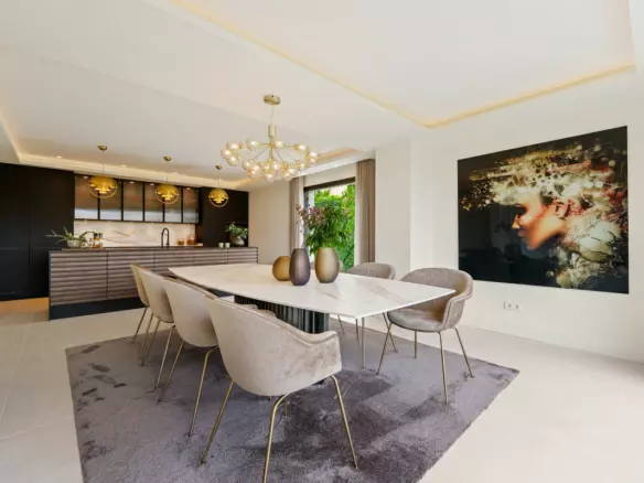 5-bedroom Villa In Marbella, Spain (648 M²)