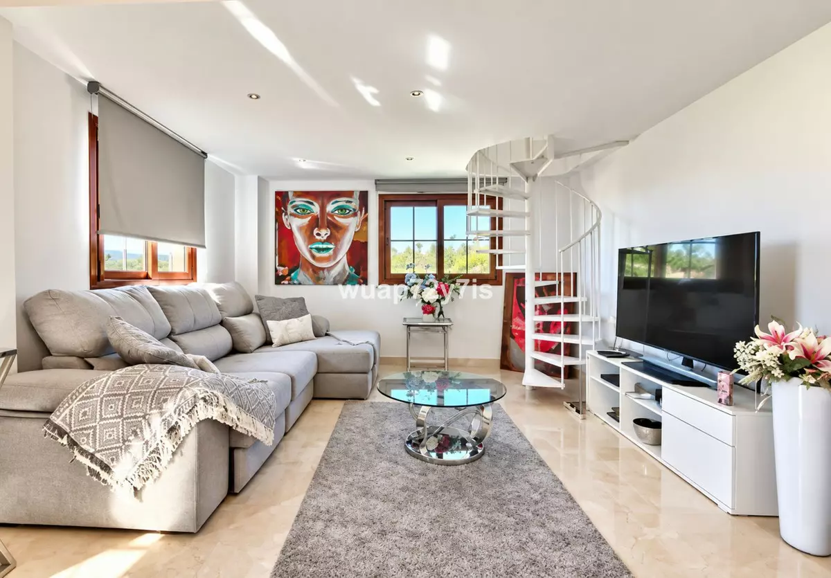 2-bedroom Apartment In Benahavis, Spain (101 M²)