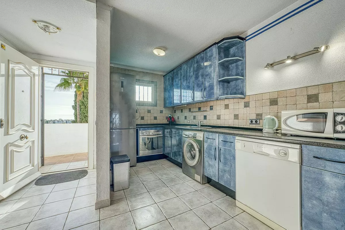 2-bedroom Apartment In Mijas, Spain (89 M²)