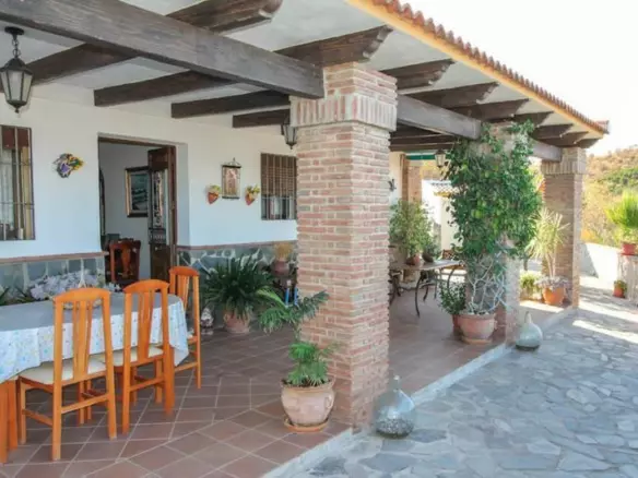 3-bedroom Villa In Guaro, Spain (93 M²)
