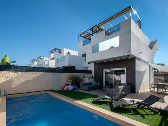 3-bedroom Town House In Rojales, Spain (110 M²)