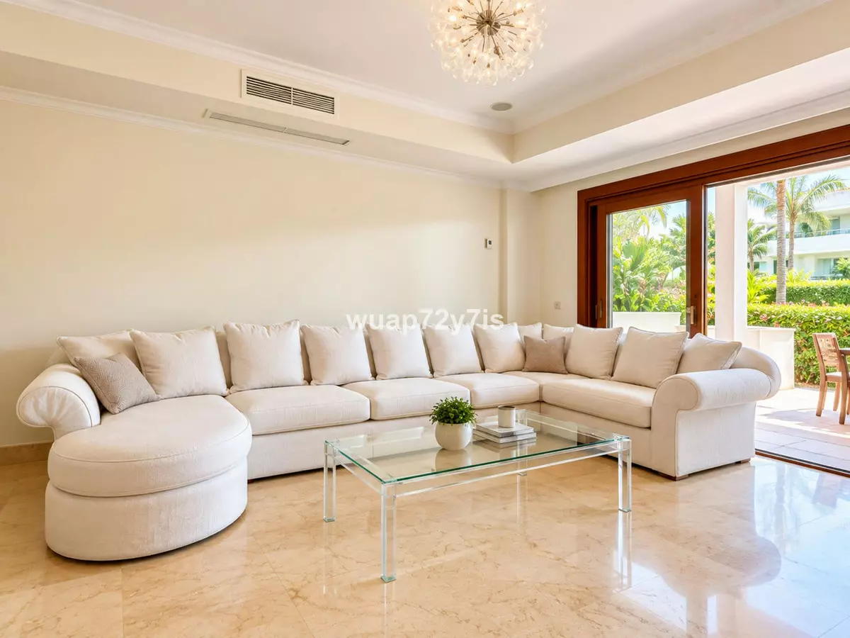 2-bedroom Apartment In Marbella, Spain (173 M²)