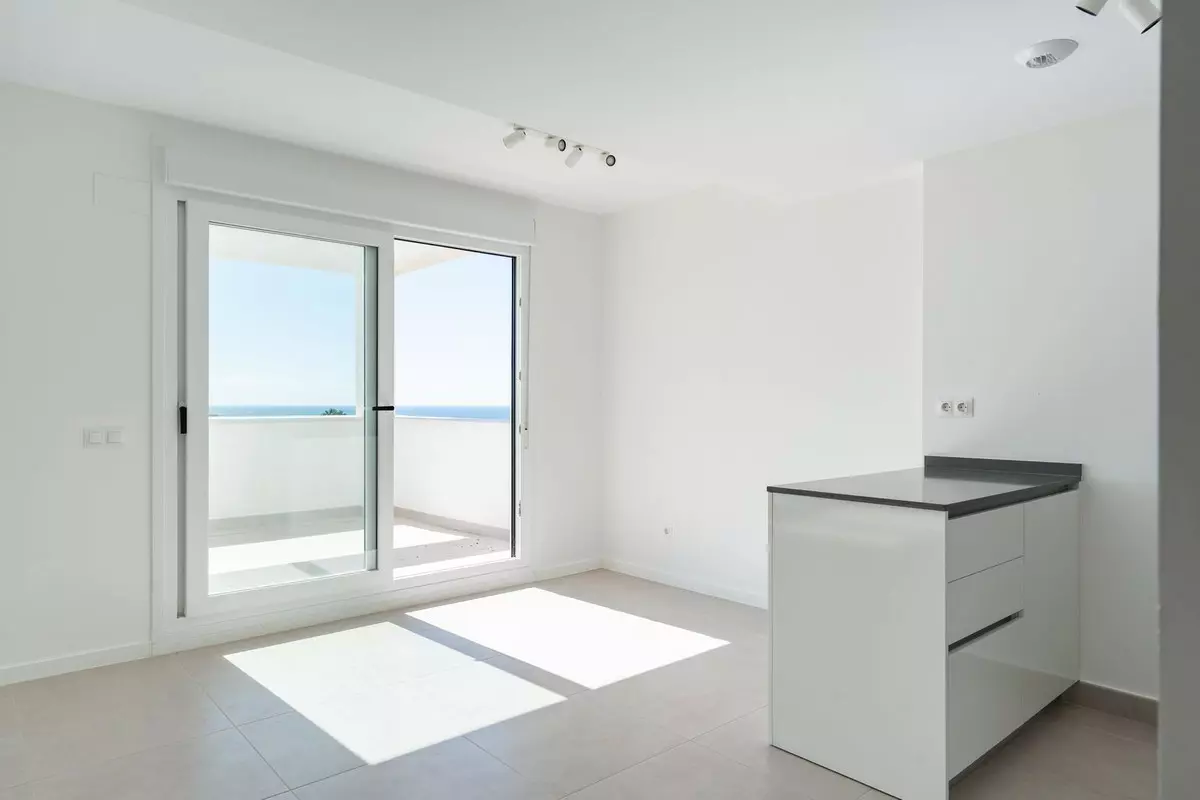 3-bedroom Apartment In Estepona, Spain (111 M²)