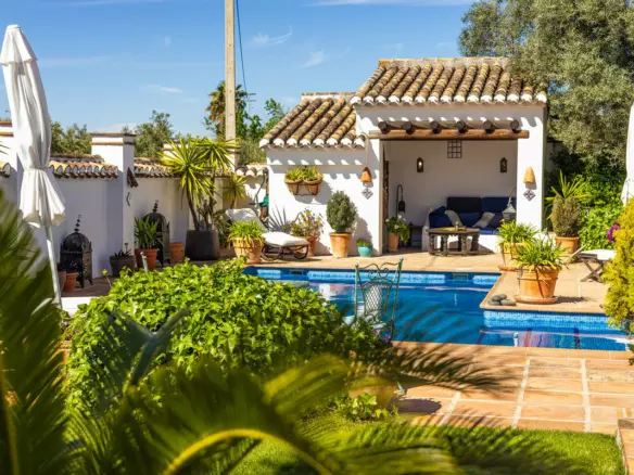 8-bedroom Country House In Villanueva Del Trabuco, Spain (569 M²)