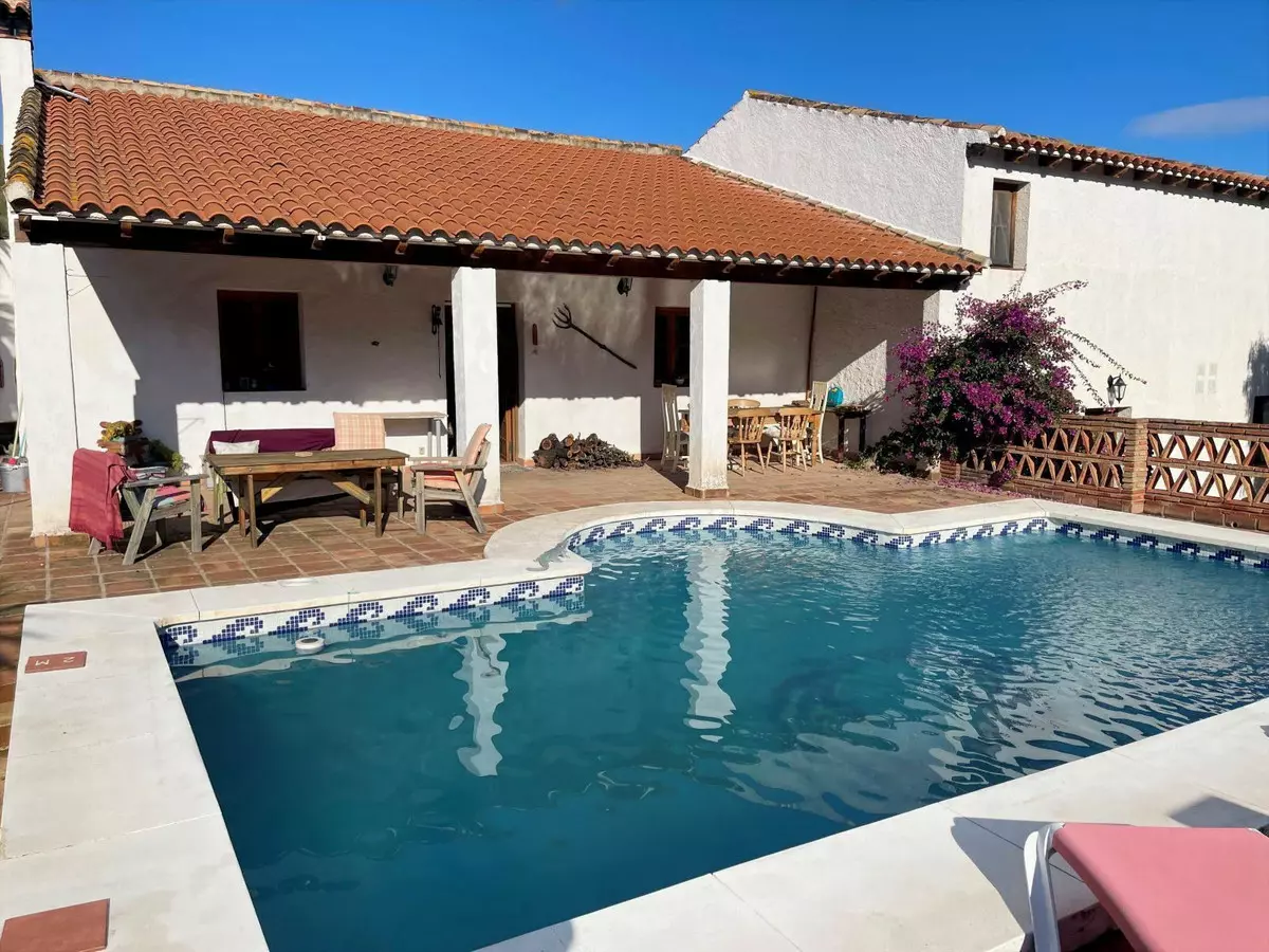 6-bedroom Country House In Álora, Spain (354 M²)