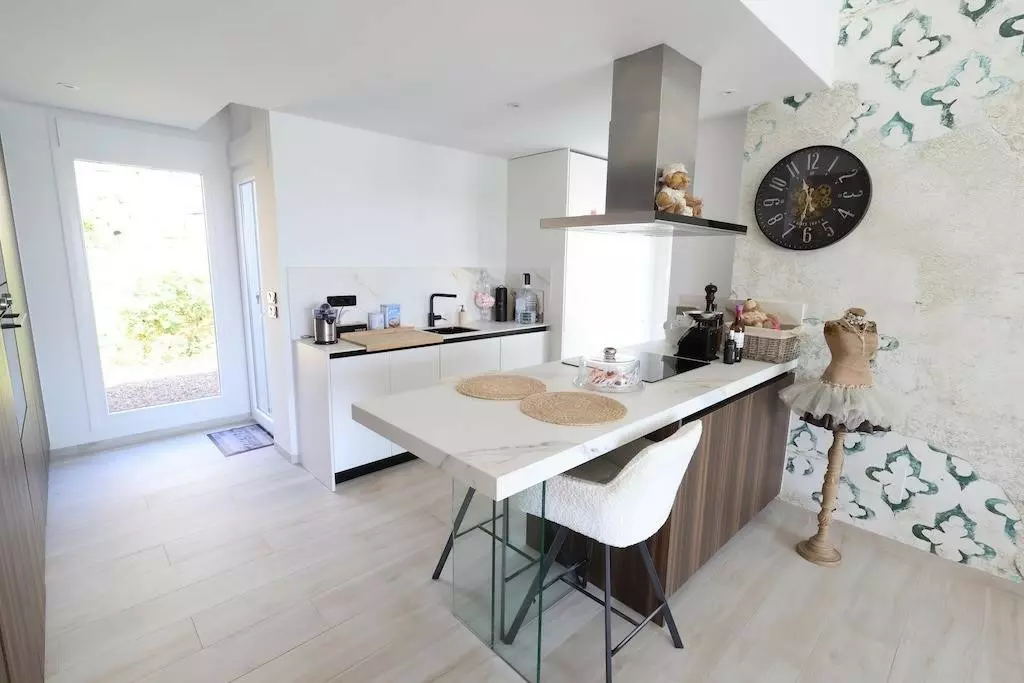 3-bedroom Villa In Algorfa, Spain (134 M²)