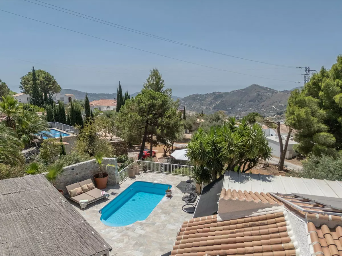 2-bedroom Villa In Cómpeta, Spain (95 M²)