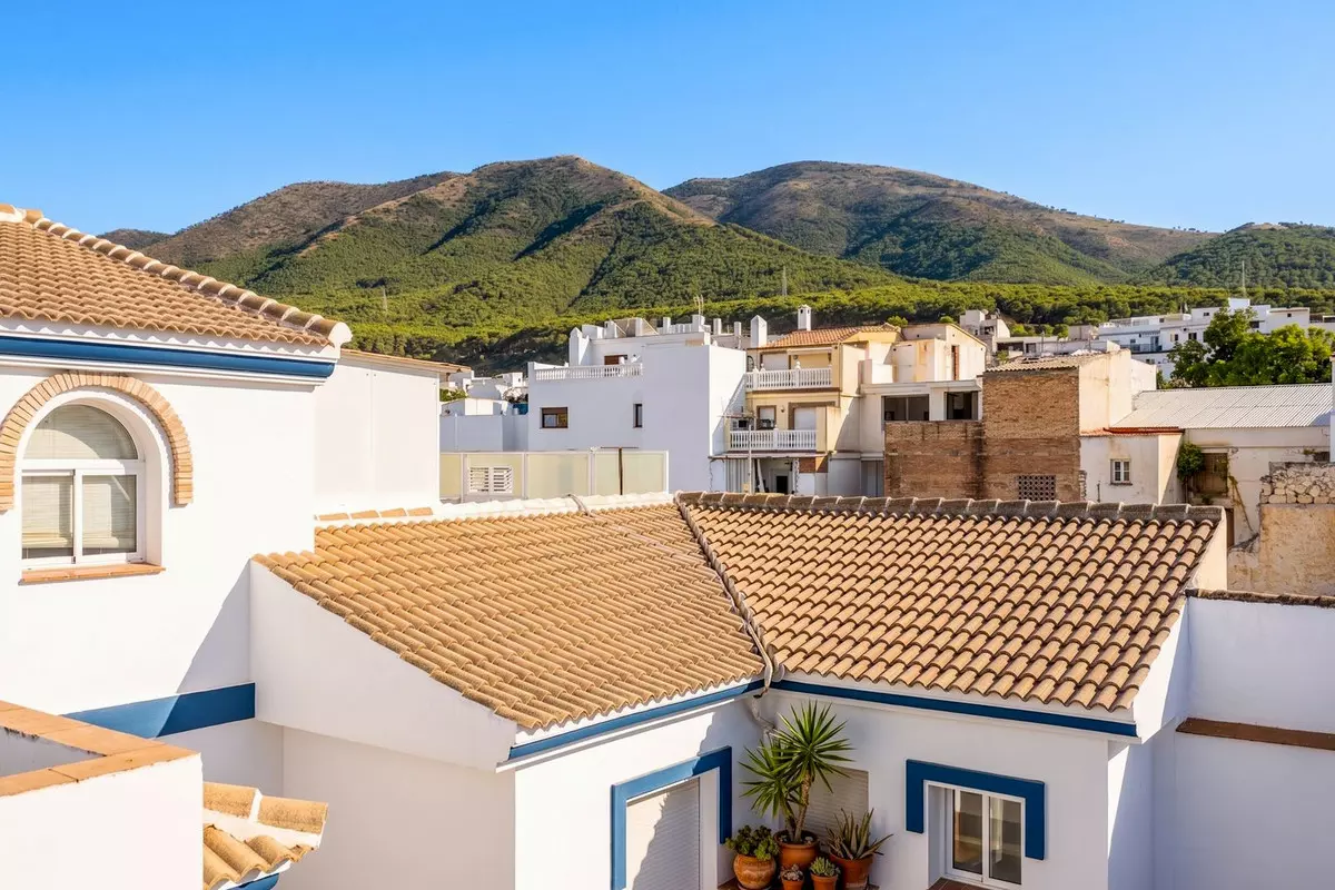 5-bedroom Town House In Alhaurín El Grande, Spain (169 M²)