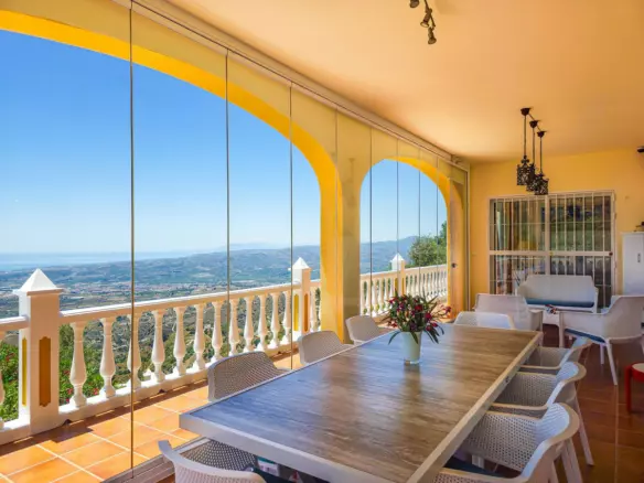 4-bedroom Villa In Vélez – Málaga, Spain (298 M²)