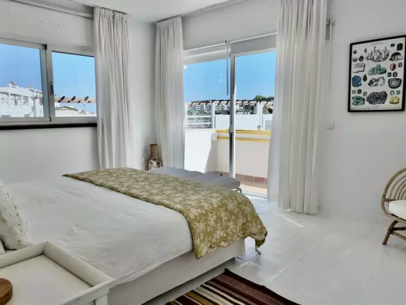 3-bedroom Villa In Mijas, Spain (260 M²)