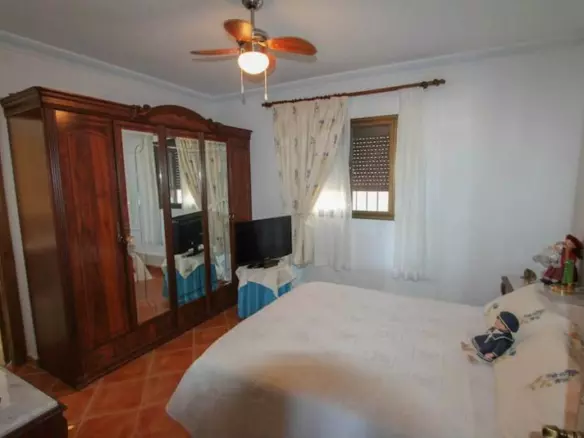 3-bedroom Villa In Guaro, Spain (93 M²)