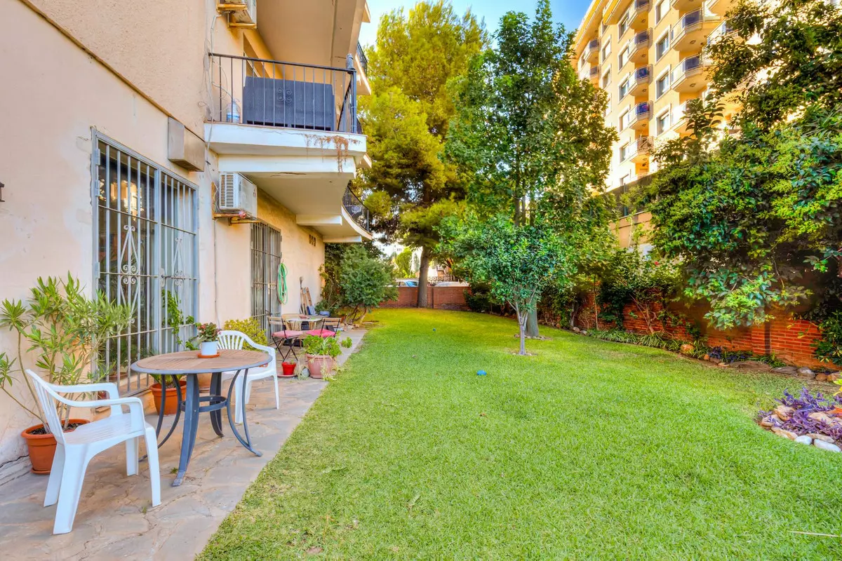 2-bedroom Apartment In Fuengirola, Spain (87 M²)