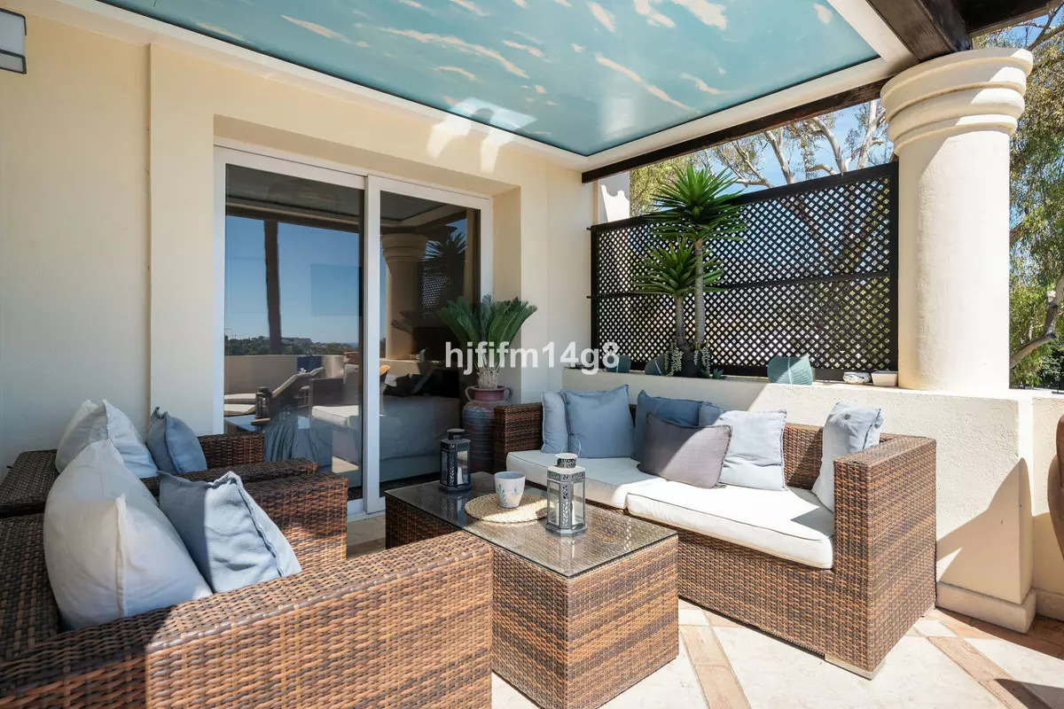 2-bedroom Apartment In Marbella, Spain (98 M²)