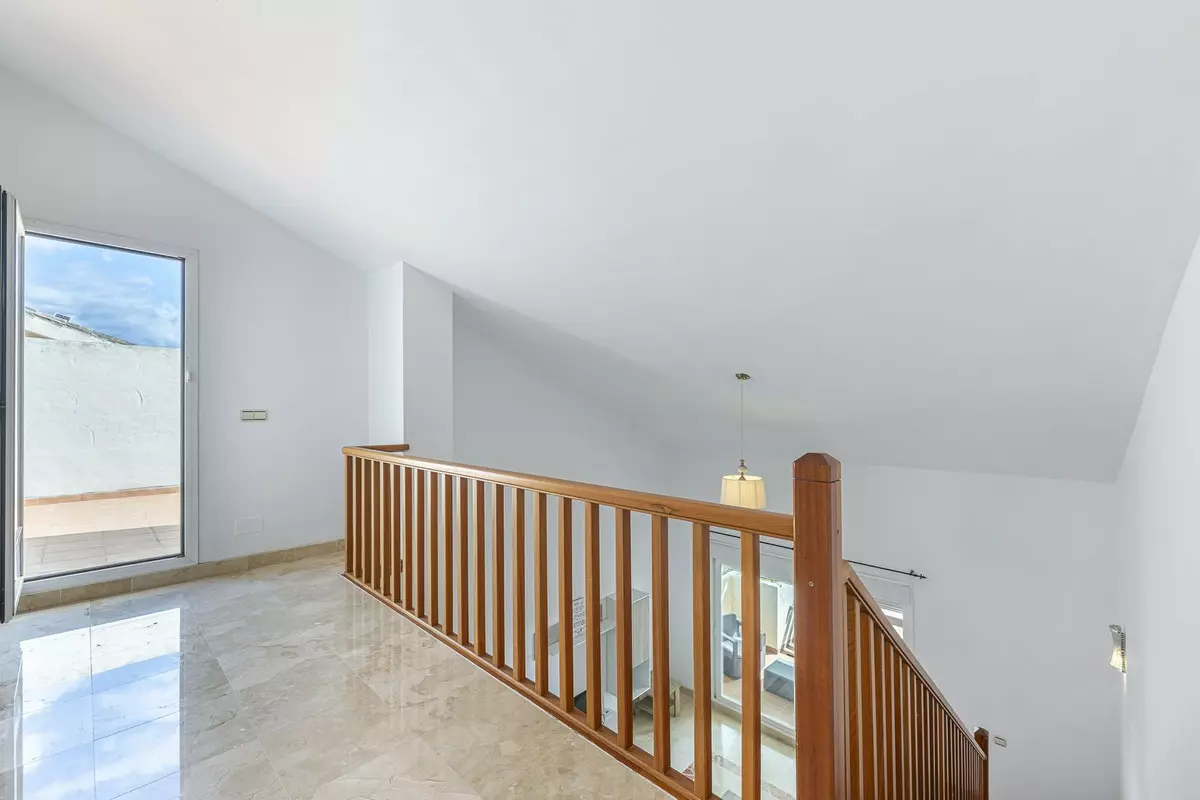 1-bedroom Apartment In Estepona, Spain (90 M²)