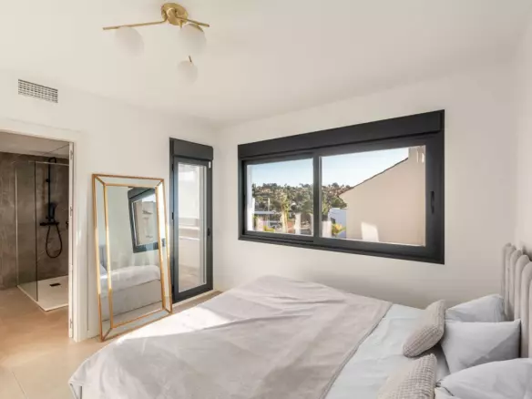 3-bedroom Town House In Estepona, Spain (170 M²)