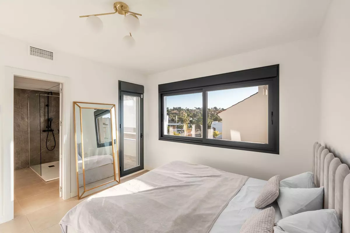 3-bedroom Town House In Estepona, Spain (170 M²)