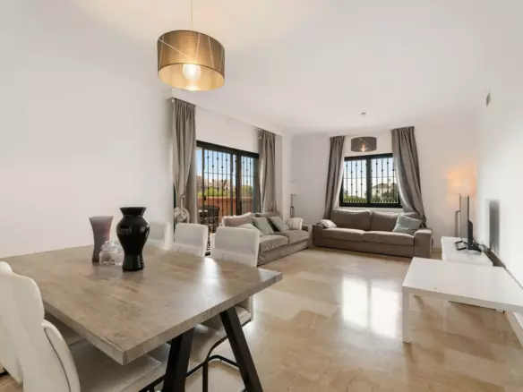 3-bedroom Apartment In Marbella, Spain (133 M²)