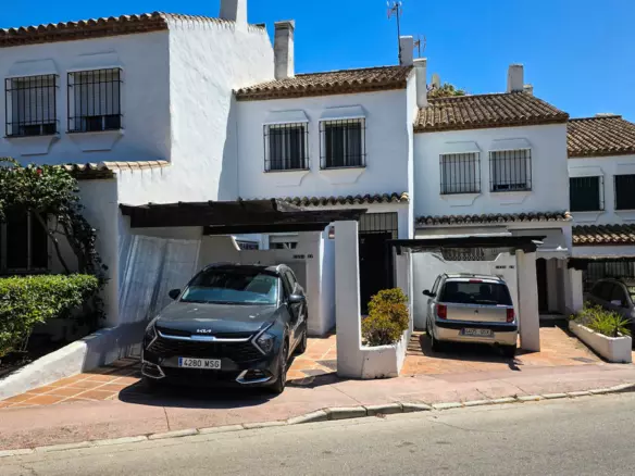 3-bedroom Town House In Manilva, Spain (150 M²)