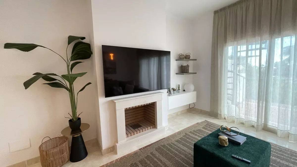 3-bedroom Apartment In Estepona, Spain (120 M²)
