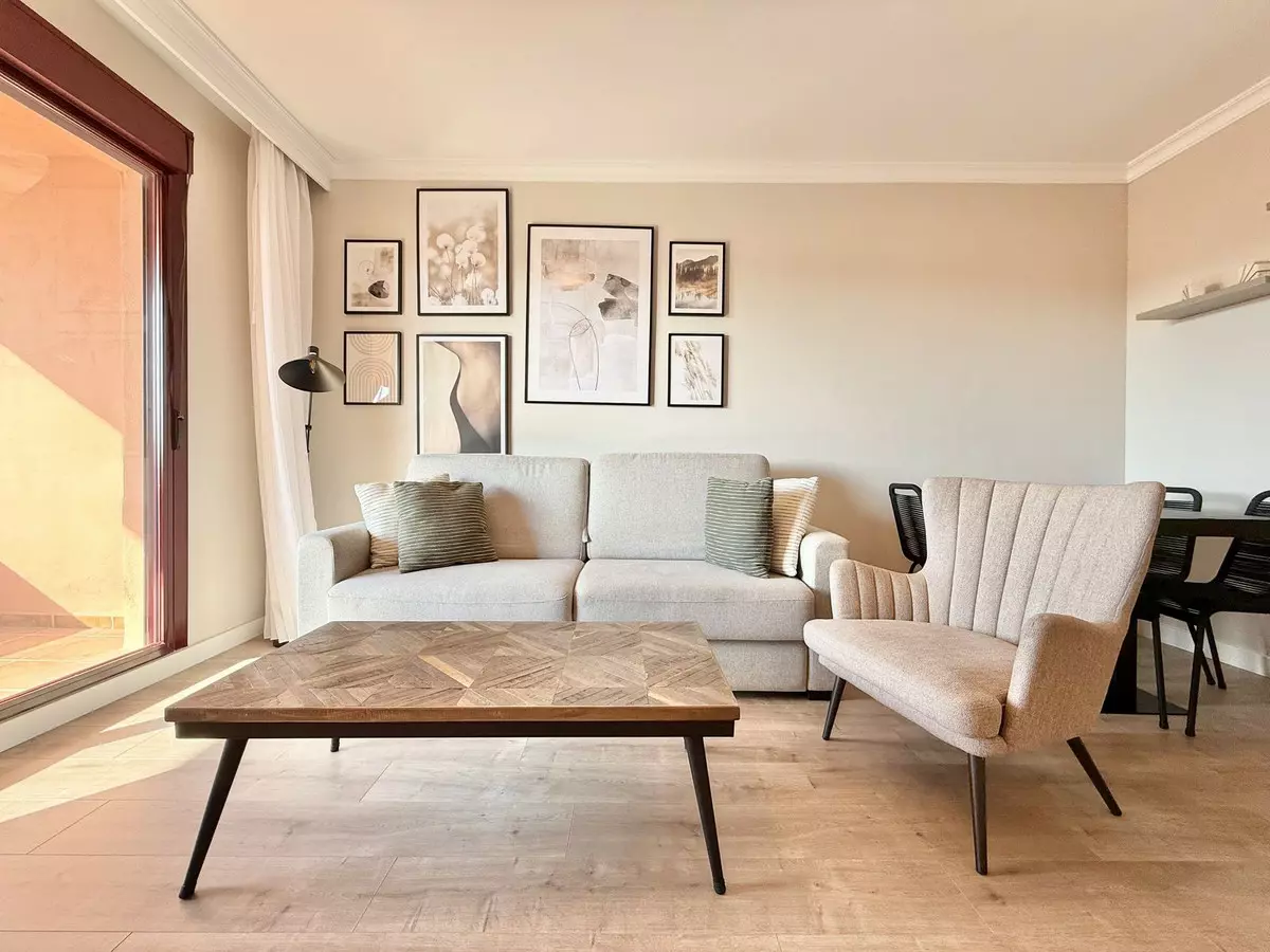 1-bedroom Apartment In Estepona, Spain (70 M²)
