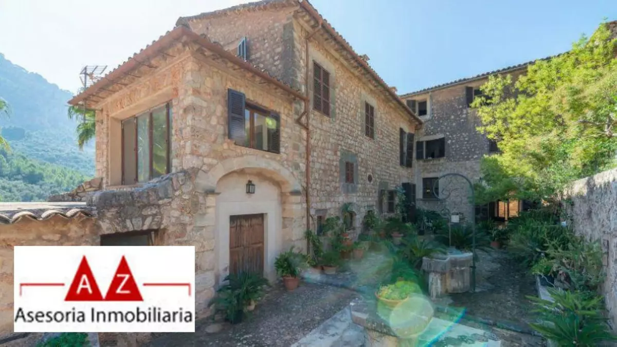 8-bedroom Villa In Fornalutx, Spain (1.562 M²)