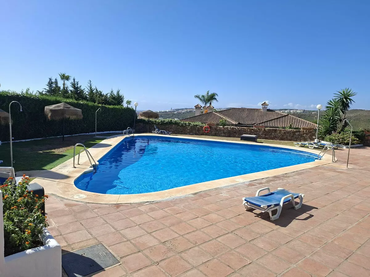 3-bedroom Town House In Manilva, Spain (131 M²)