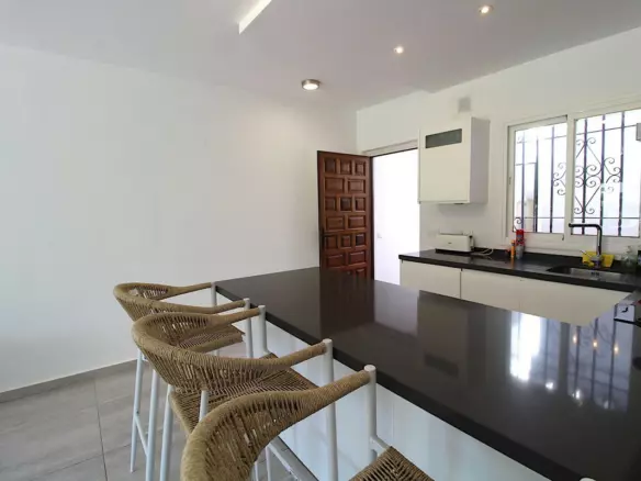 2-bedroom Apartment In Estepona, Spain (79 M²)